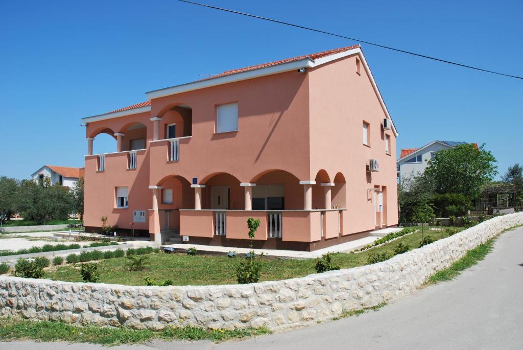 Apartments Luna Сукошан Екстер'єр фото