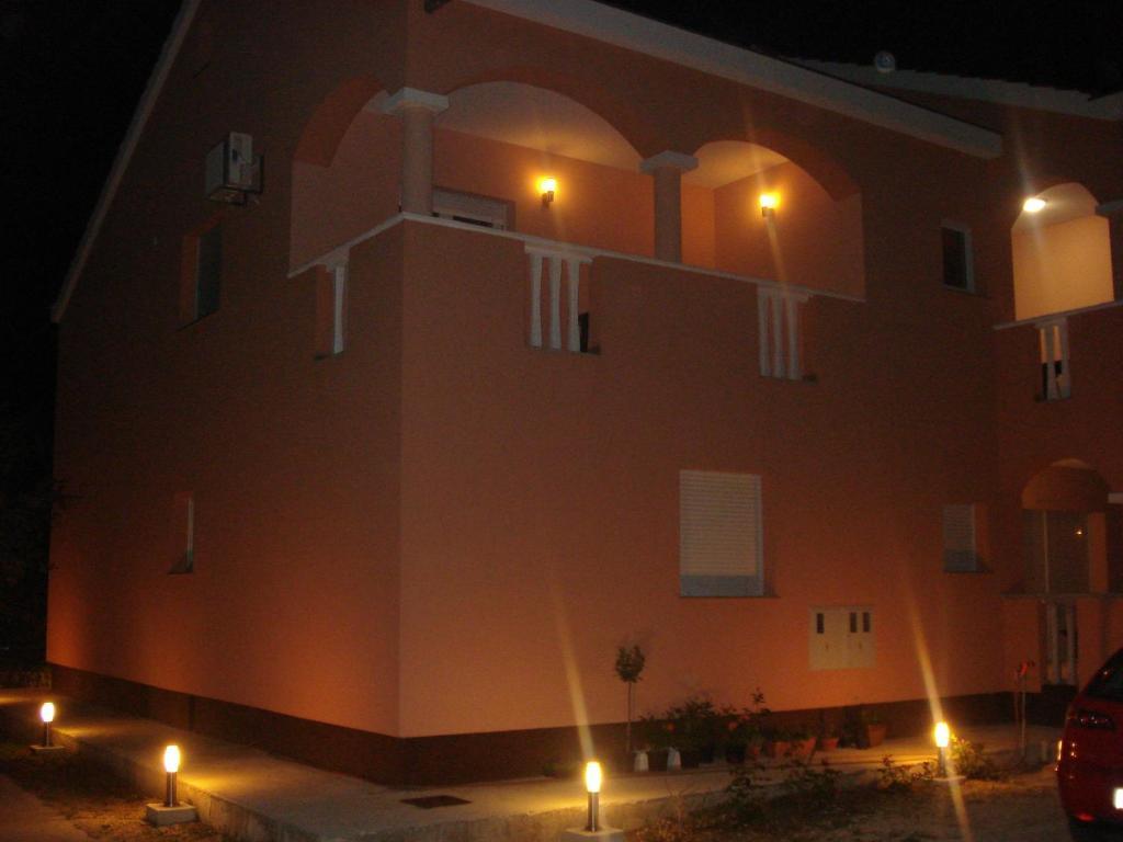 Apartments Luna Сукошан Екстер'єр фото